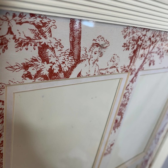 Vintage White & Red Victorian Style 4 Photo Frame - Picture 2 of 6